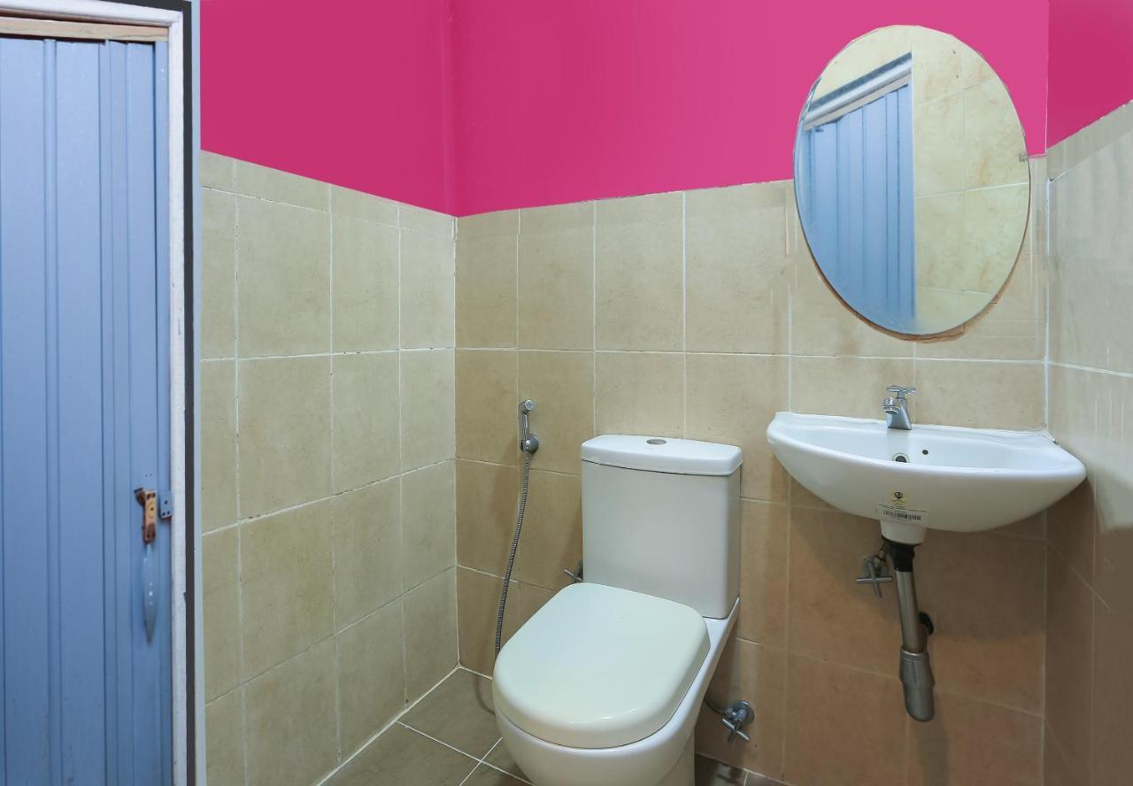 Oyo 89892 Hotel Jeli Inn Dış mekan fotoğraf