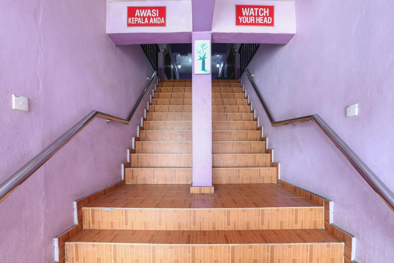 Oyo 89892 Hotel Jeli Inn Dış mekan fotoğraf